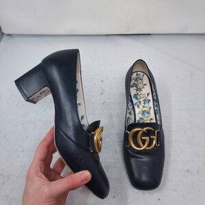 GUCCI Black Smooth Leather Victoire Marmont Pump Shoe